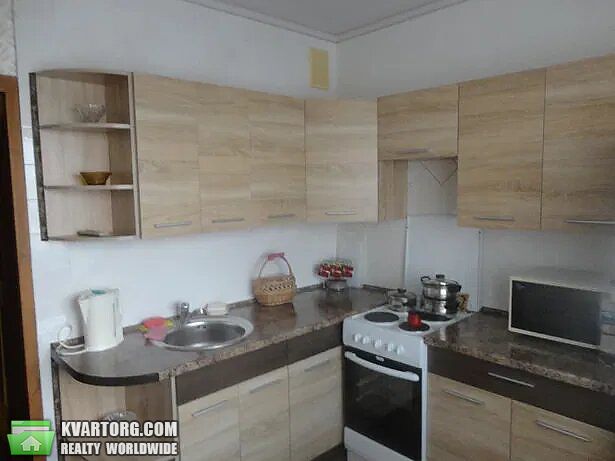 Rent out 2-room apartment. Киев,  Подгорная — photo 4
