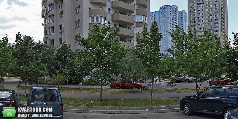Sell 3-room apartment. Киев,  Урловская — photo 1