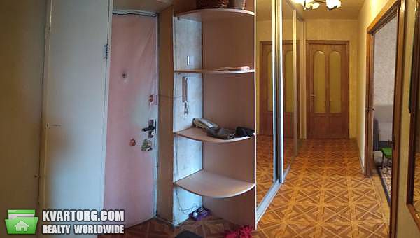 Rent out 2-room apartment. Киев,  Верховинная — photo 1