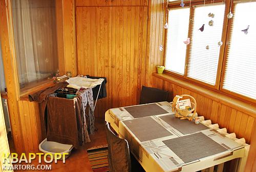 Rent out 3-room apartment. Киев, Декабристов — photo 8