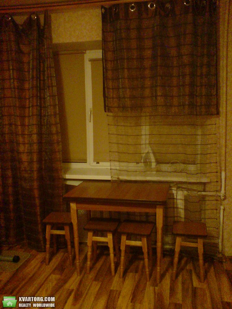 Rent out 1-room apartment. Киев,  Дегтяревская — photo 2