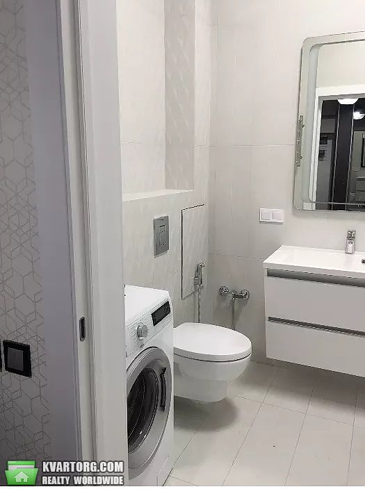 Rent out 2-room apartment. Киев, Евгения Коновальца — photo 8