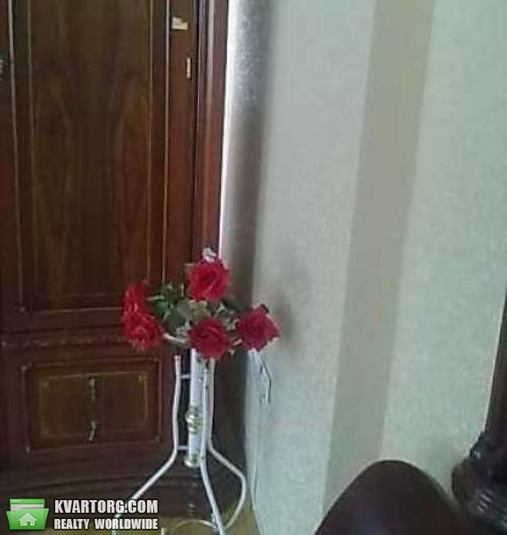 Rent out house. Киев, Богатырская — photo 1