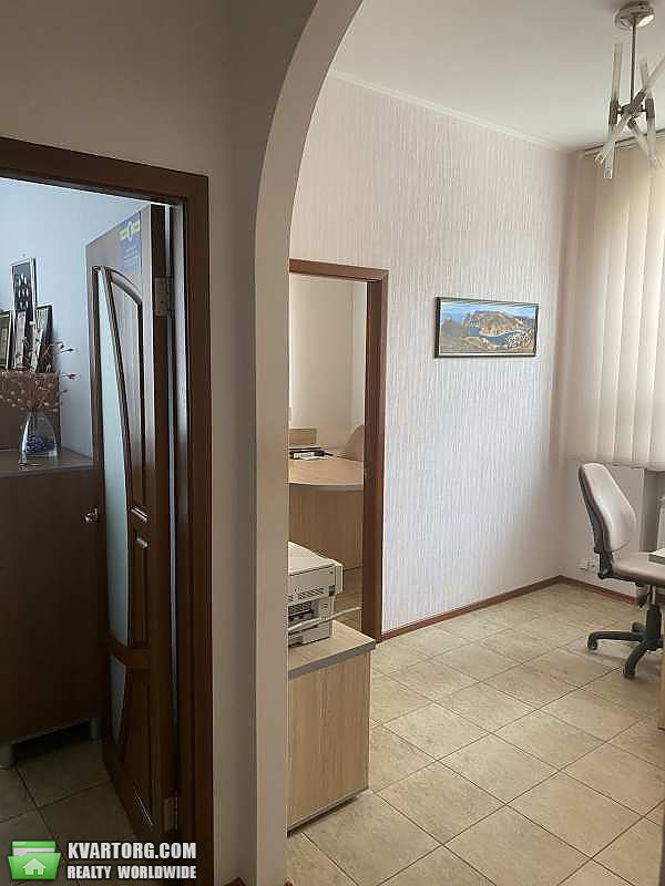 Rent out office. Харьков, Московский проспект — photo 1