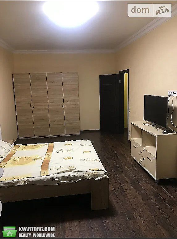 Rent out 2-room apartment. Киев,  Дарницкий бул — photo 5