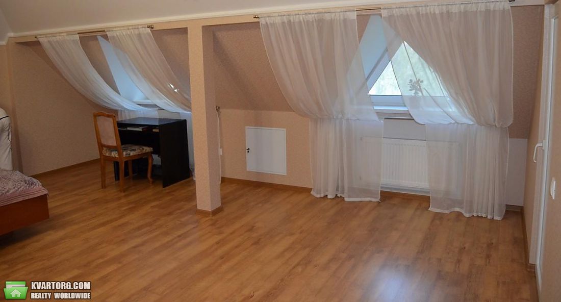 Rent out house. Киев,  Богатырская — photo 10