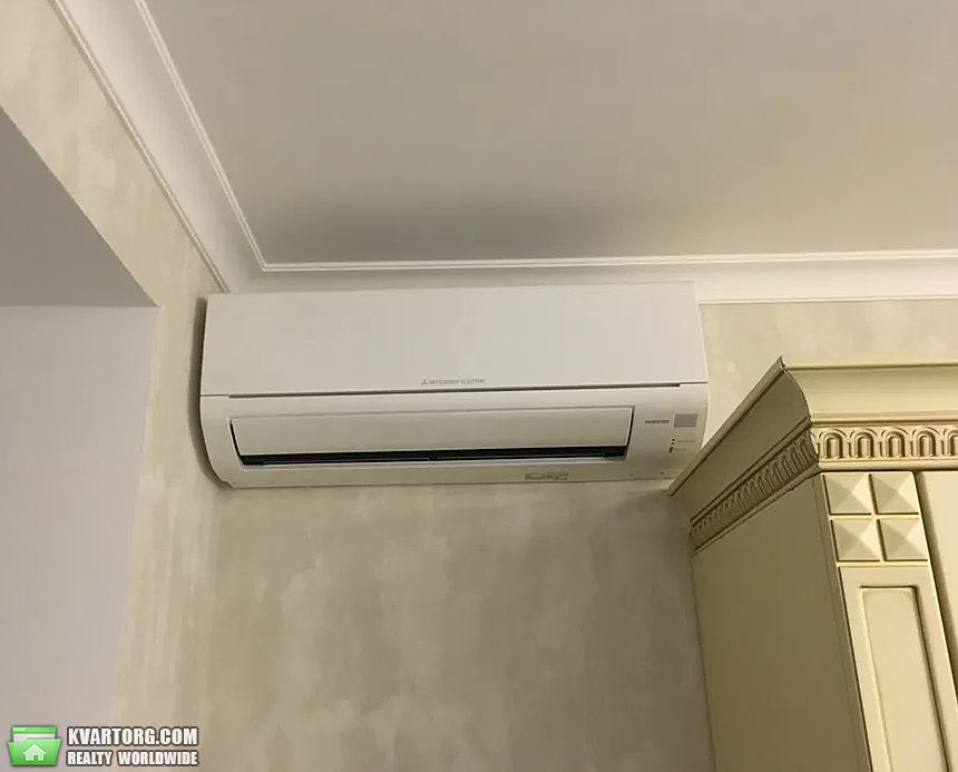 Rent out 2-room apartment. Киев,  Герцена — photo 3