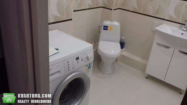 Rent out 1-room apartment. Киев,  Драгоманова — photo 2