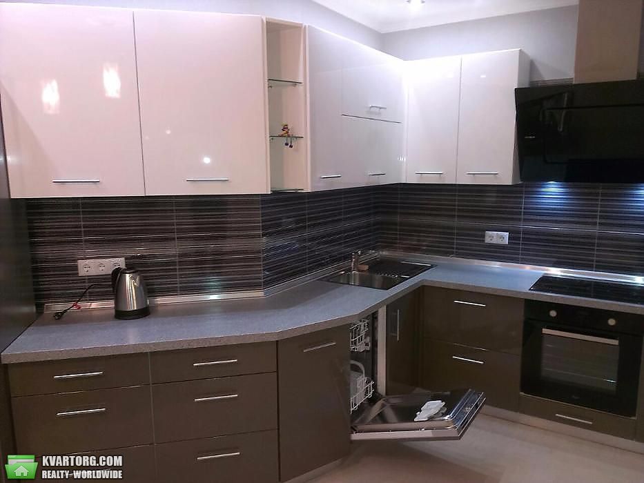 Rent out 2-room apartment. Киев,  Пчелки — photo 4