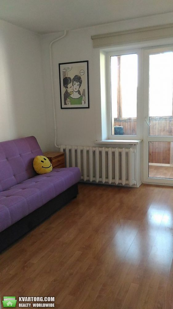 Rent out 3-room apartment. Киев,  Прилужная — photo 3