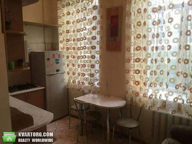 Rent out 1-room apartment. Киев,  Бассейная — photo 5