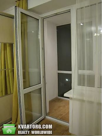 Rent out 2-room apartment. Киев, Олени телиги — photo 1