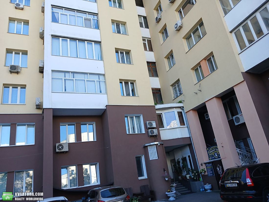 Rent out 2-room apartment. Киев, Андрія Верхогляда — photo 10