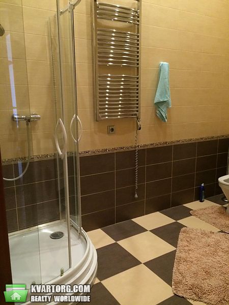 Rent out 3-room apartment. Киев, Шелковичная — photo 10
