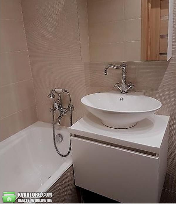 Rent out 1-room apartment. Киев, невская — photo 8
