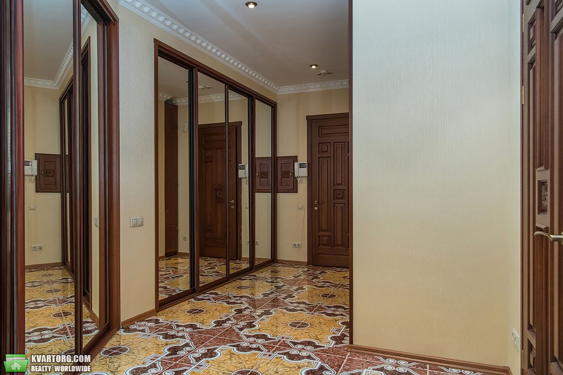 Rent out 5-room apartment. Киев,  Круглоуниверситетская — photo 8