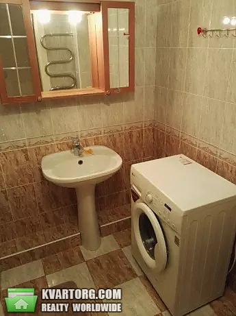 Rent out 2-room apartment. Киев, Декабристов — photo 7