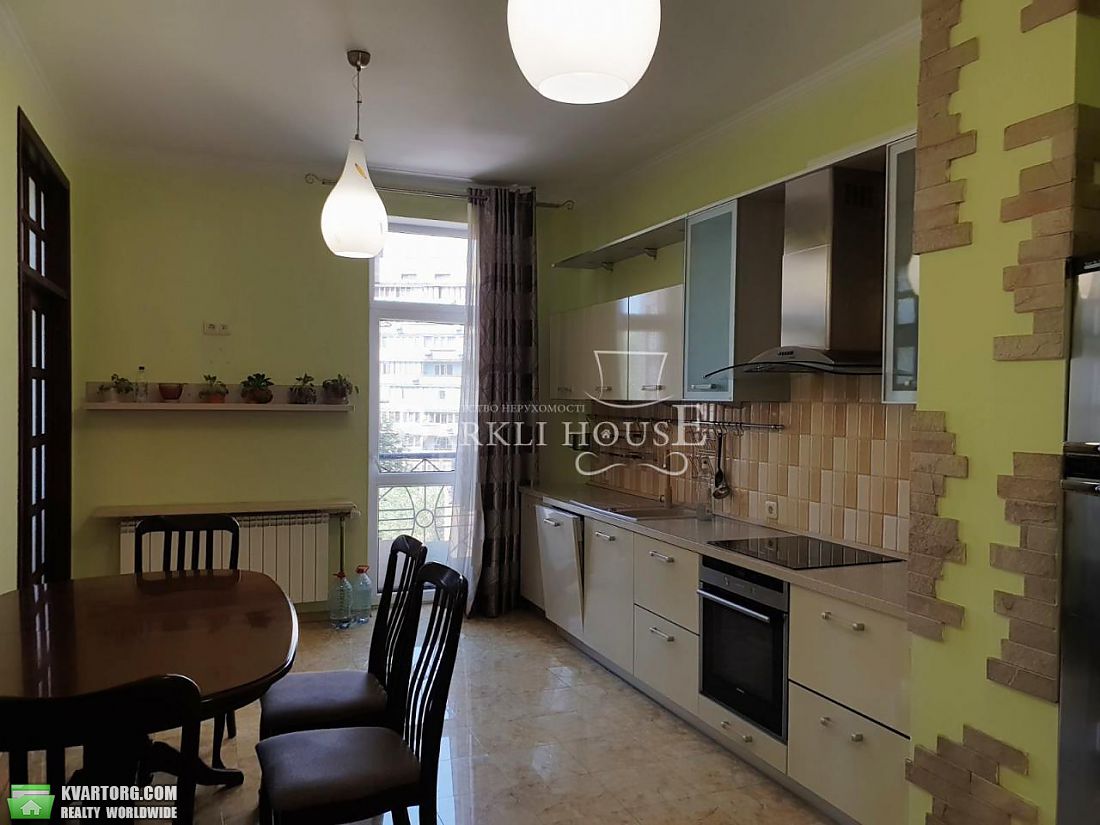 Rent out 3-room apartment. Киев,  Черновола — photo 7