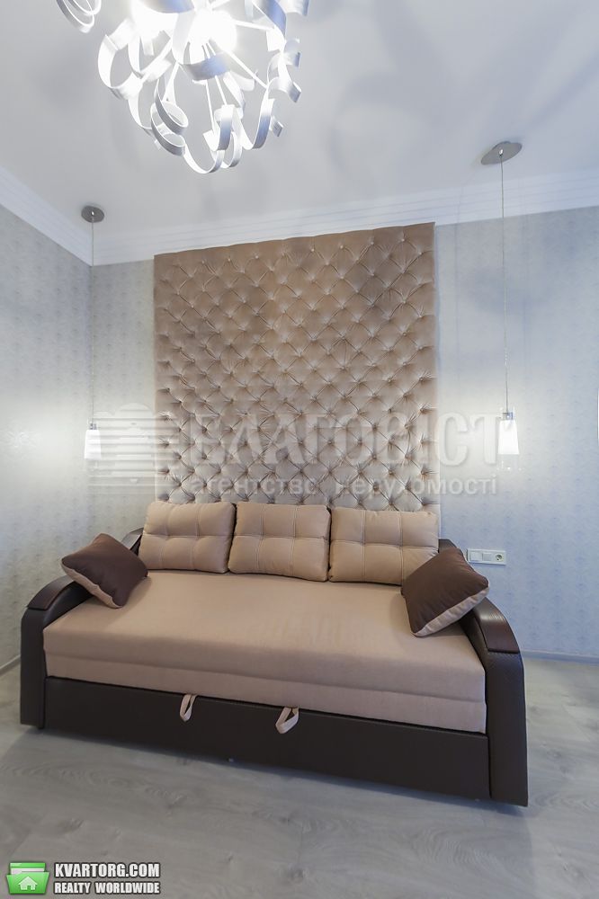 Rent out 3-room apartment. Киев,  Барбюса — photo 7