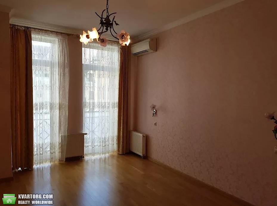 Rent out 3-room apartment. Киев,  Хоривая — photo 5