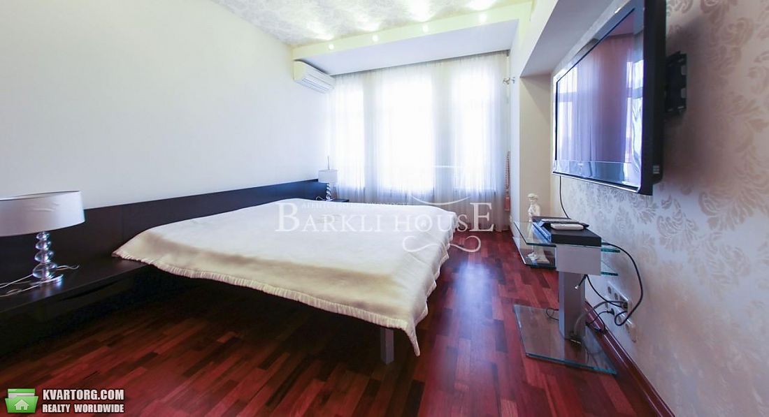 Rent out 3-room apartment. Киев,  Паньковская — photo 7