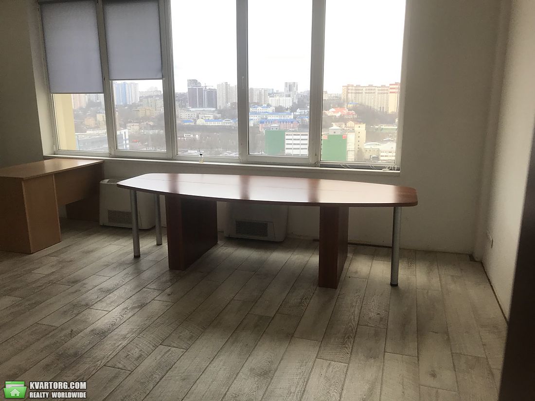 Rent out office. Киев, Горького — photo 1