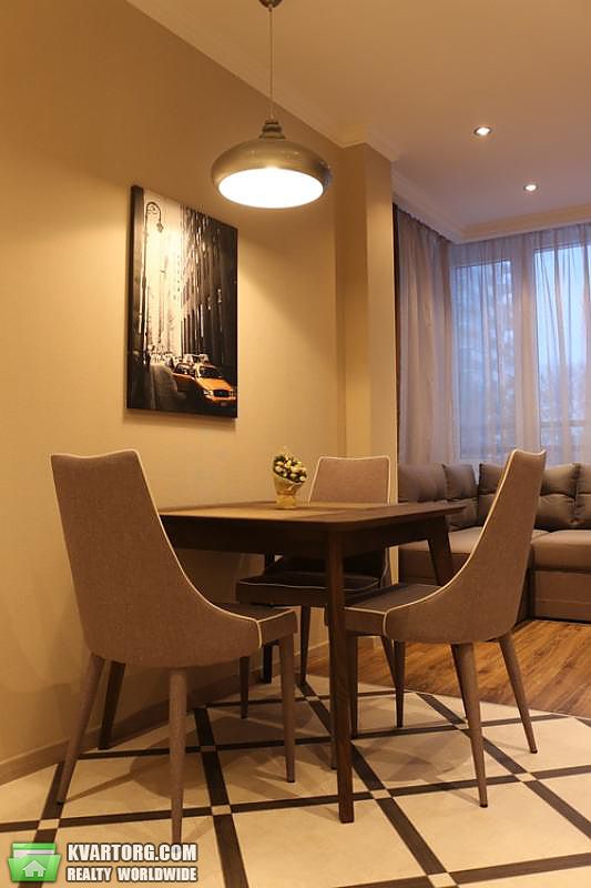 Rent out 2-room apartment. Киев,  Петрицкого — photo 4