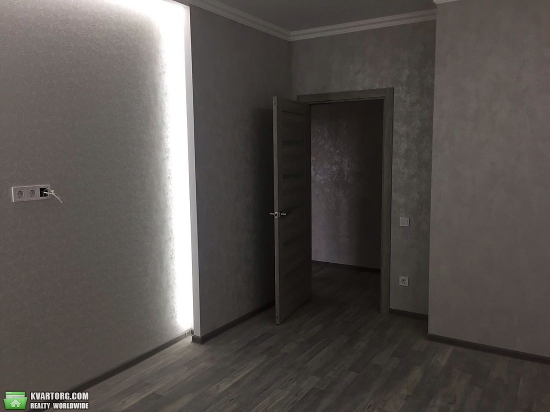 Sell 3-room apartment. Киев,  Малиновского — photo 5