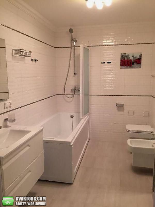 Rent out 3-room apartment. Киев,  Введенская — photo 7