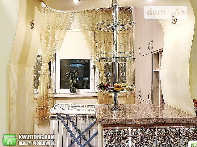 Rent out 3-room apartment. Киев,  Дмитриевская — photo 4
