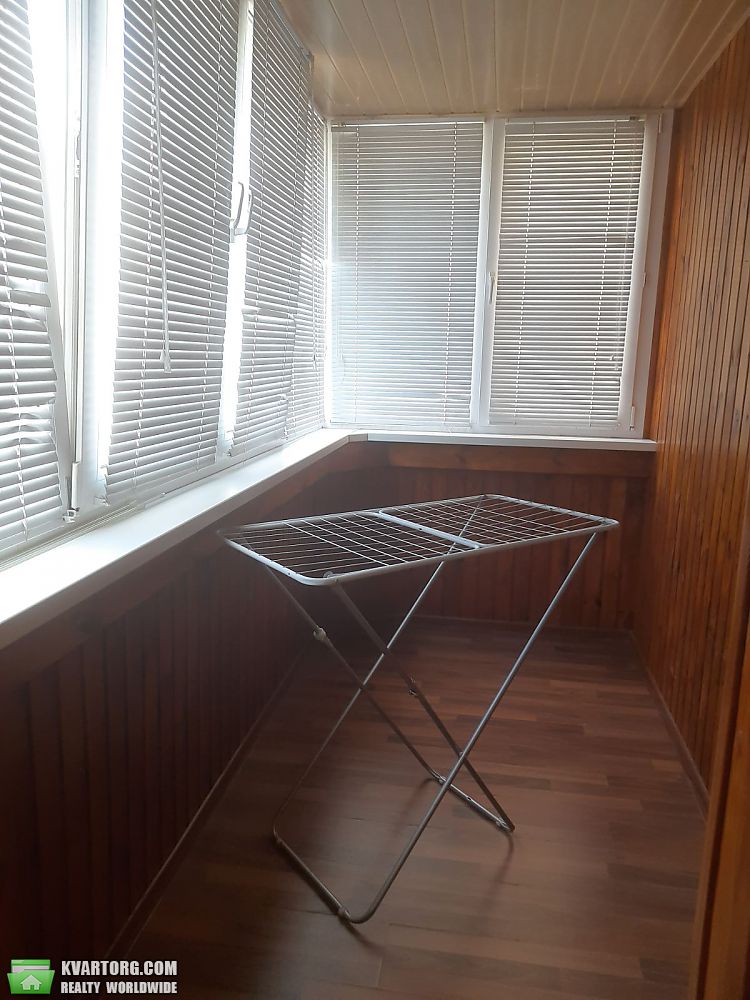 Rent out 1-room apartment. Киев,  Срибнокильская — photo 6