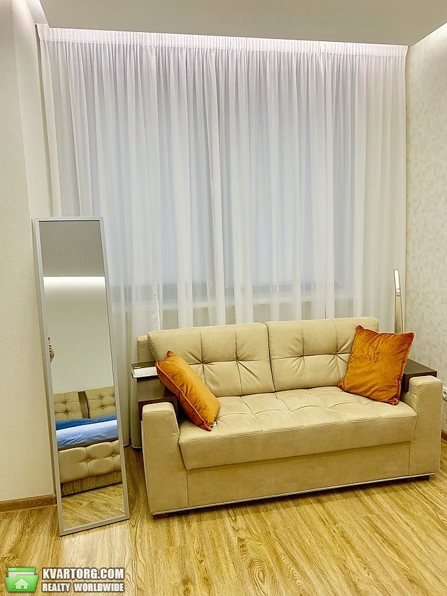 Rent out 1-room apartment. Киев,  Антоновича — photo 2