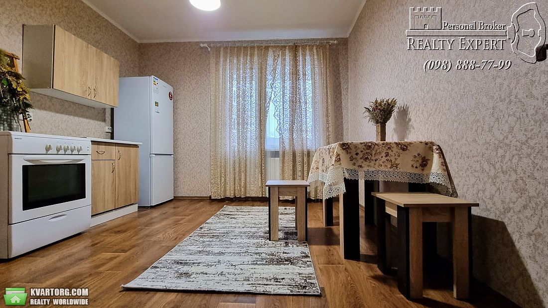 Rent out 1-room apartment. Киев,  Ясиноватский пер — photo 3