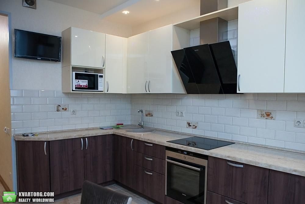 Rent out 2-room apartment. Киев,  Бажана — photo 6