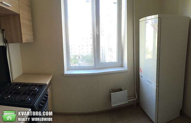 Rent out 2-room apartment. Киев,  Тростянецкая — photo 2