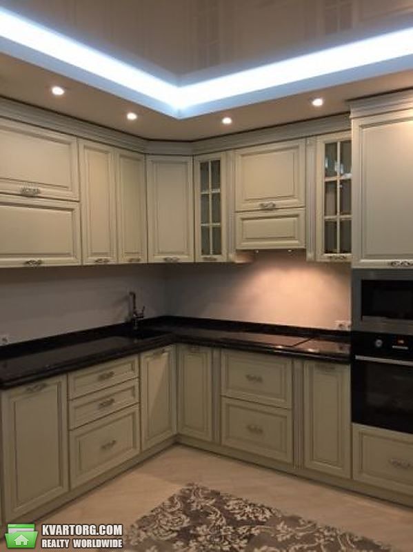 Sell 4-room apartment. Киев,  Драгоманова — photo 4