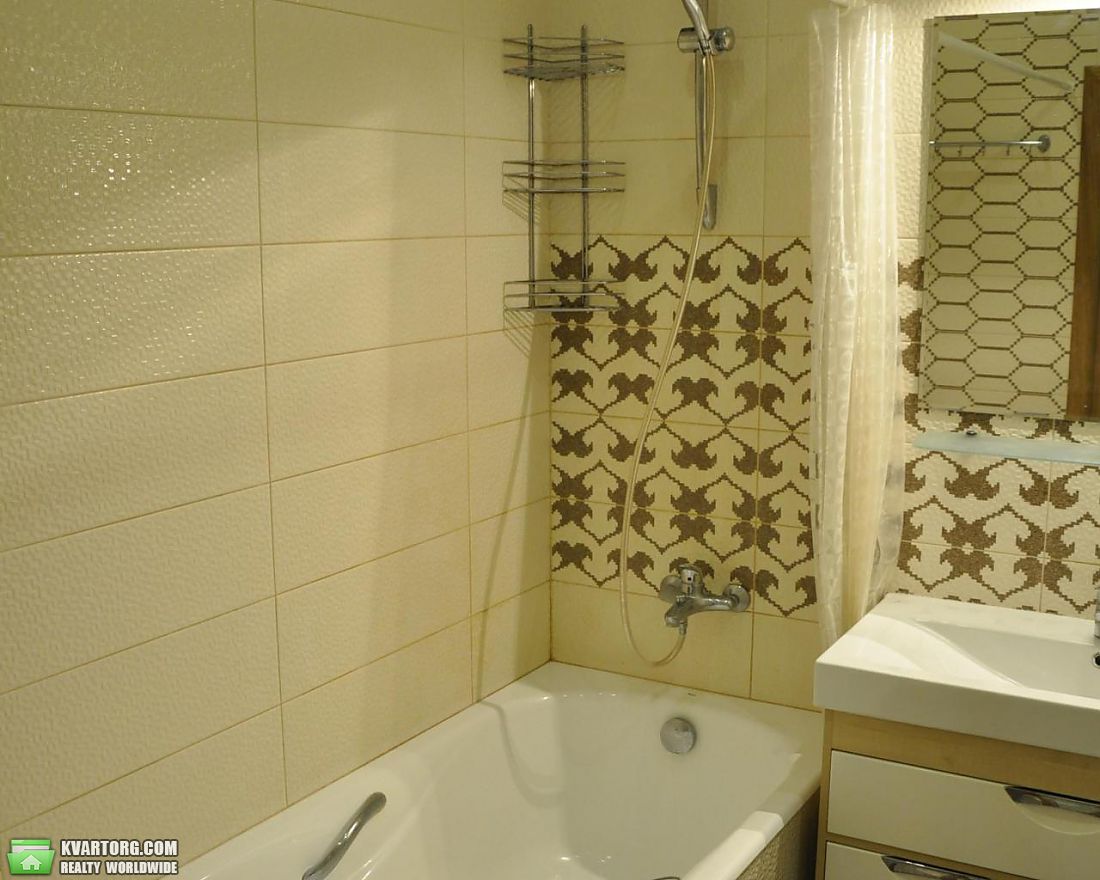 Rent out 3-room apartment. Киев,  Шамрыло — photo 6