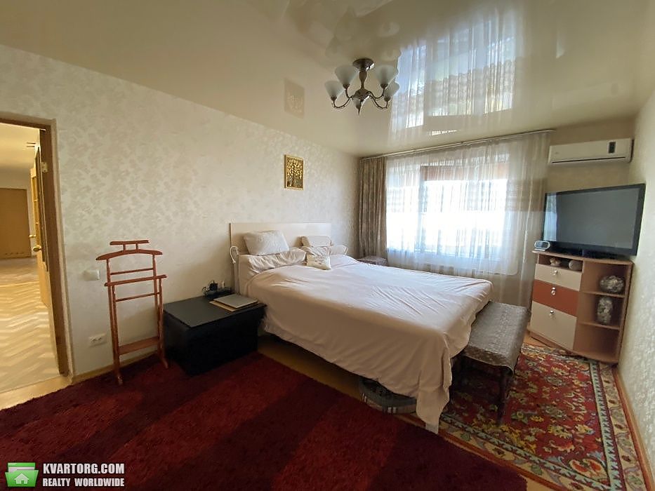 Sell 3-room apartment. Киев,  Вершигоры — photo 4