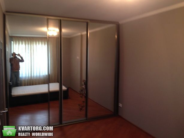 Rent out 1-room apartment. Киев,  Глушкова пр — photo 4