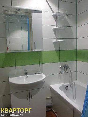 Sell 2-room apartment. Киев,  40-летия Октября просп — photo 4