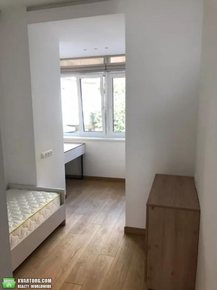 Rent out 2-room apartment. Киев,  Круглоуниверситетская — photo 8