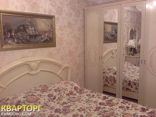 Sell 2-room apartment. Киев,  Салютная — photo 3