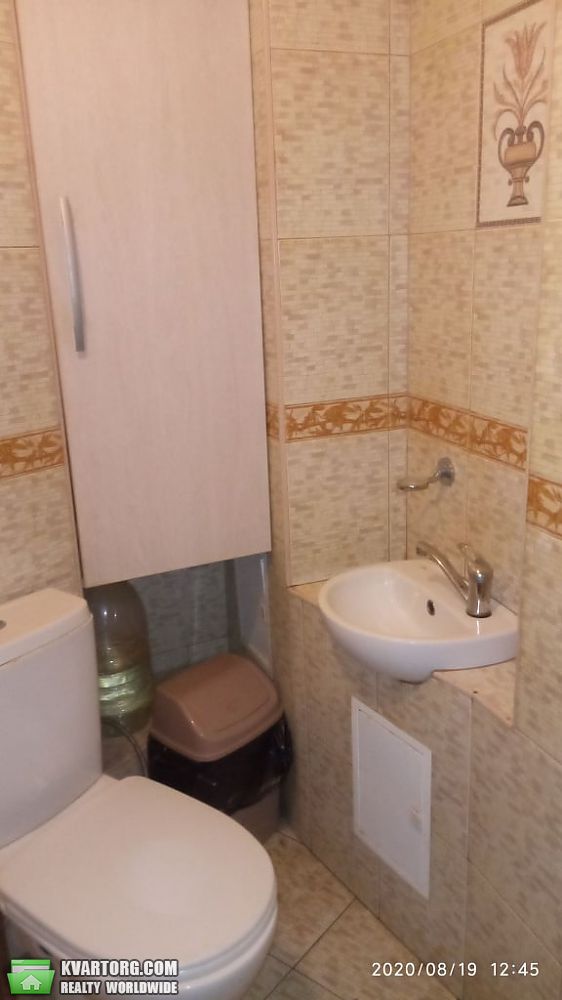 Rent out 3-room apartment. Киев,  Булаховского — photo 10