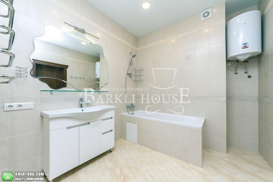Rent out 4-room apartment. Киев,  Соломенская — photo 10