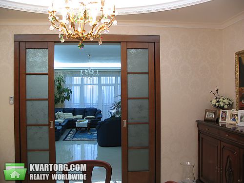 Sell 4-room apartment. Днепропетровск, Жуковского — photo 1