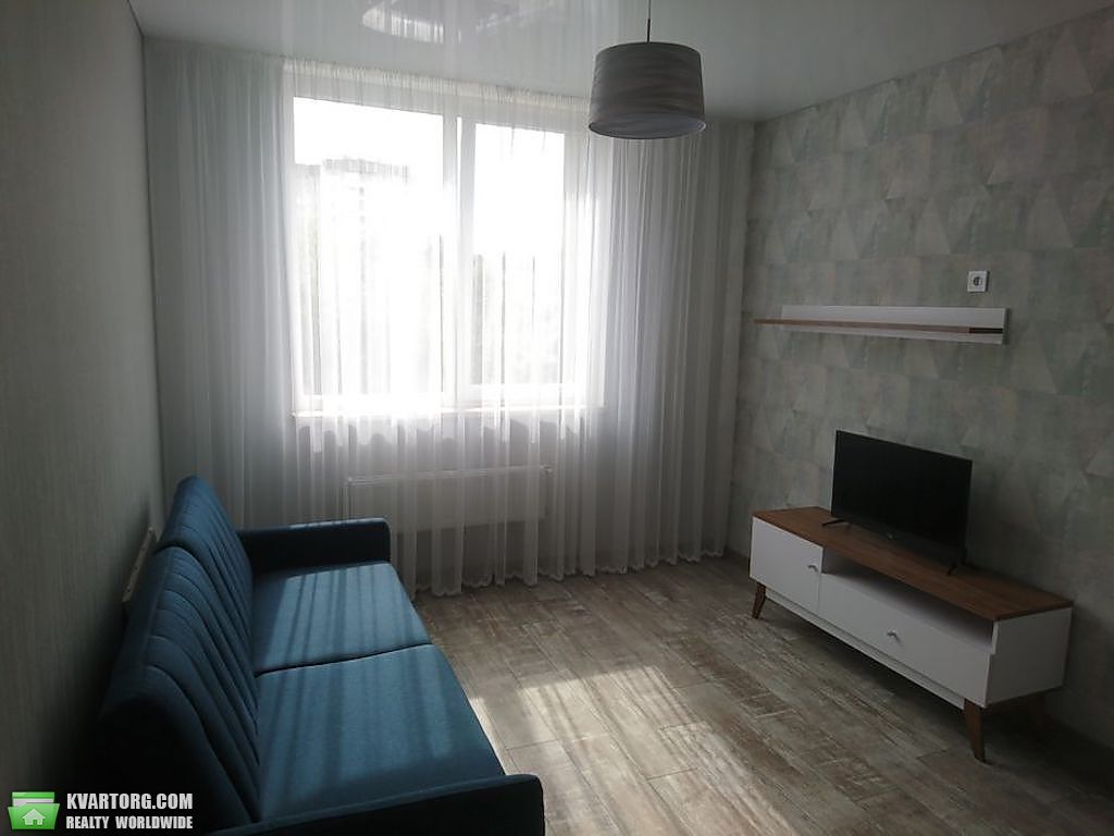 Rent out 1-room apartment. Львов, Струмок — photo 4
