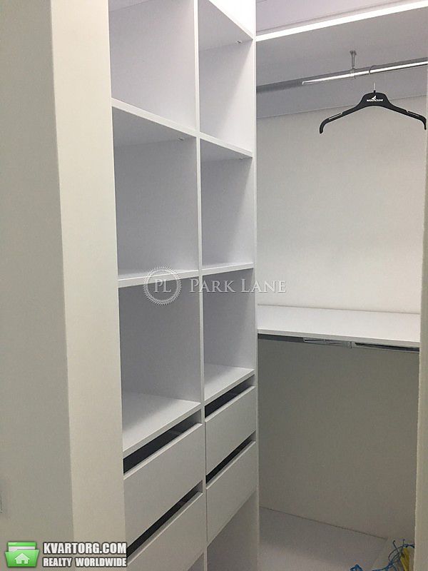 Rent out 2-room apartment. Киев, Коновальца — photo 9