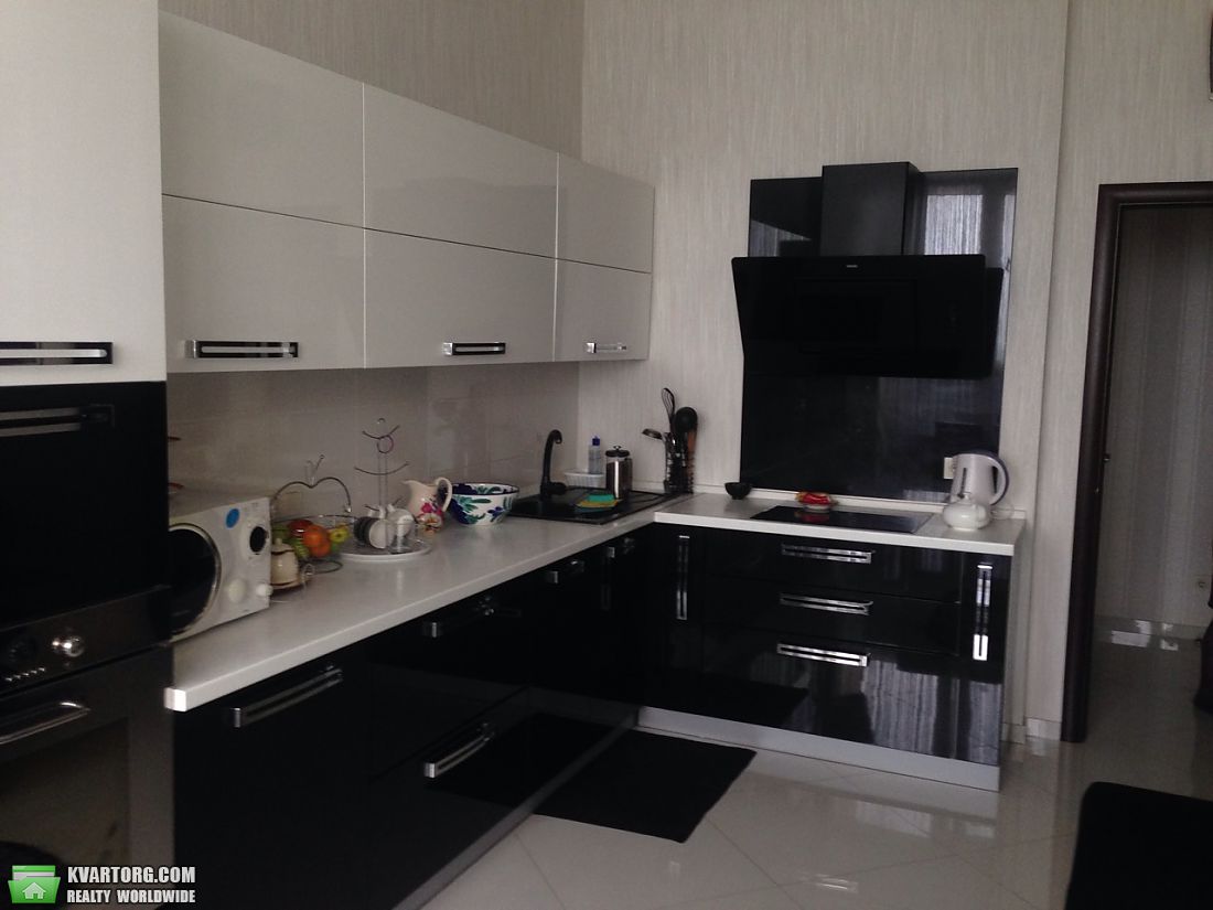 Rent out 2-room apartment. Киев, Гната Хоткевича — photo 9