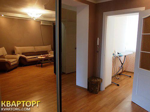 Rent out 3-room apartment. Киев,  Андреевская — photo 3