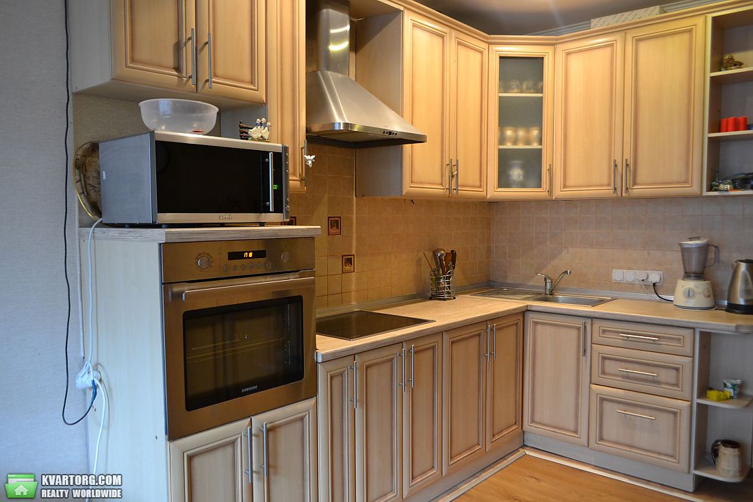 Rent out 2-room apartment. Киев,  Ломоносова — photo 2